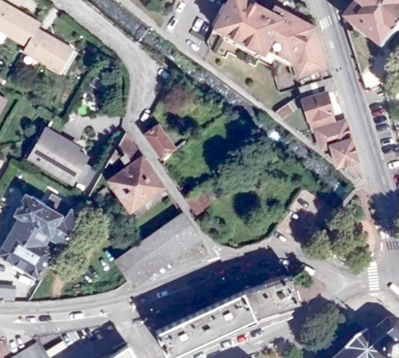 Vue aérienne du site de la Cure